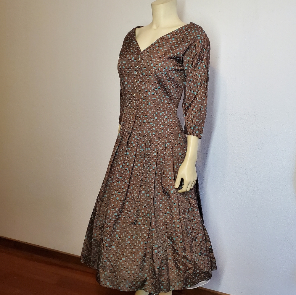 50s Vintage Fit Flare Abstract Fruit Dress - Picture 2 of 10